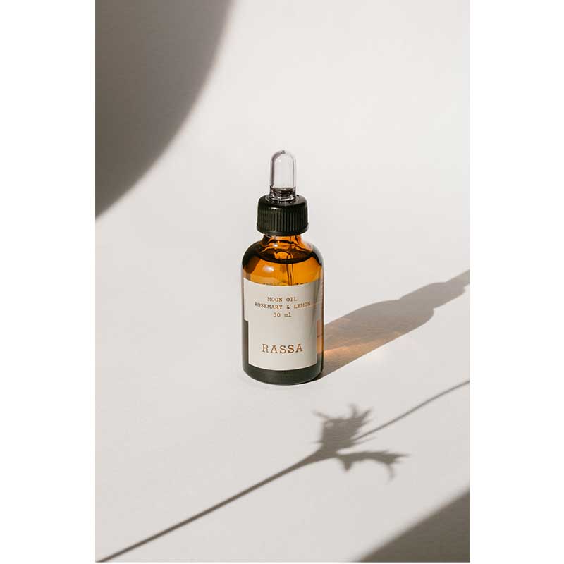 Moon Oil